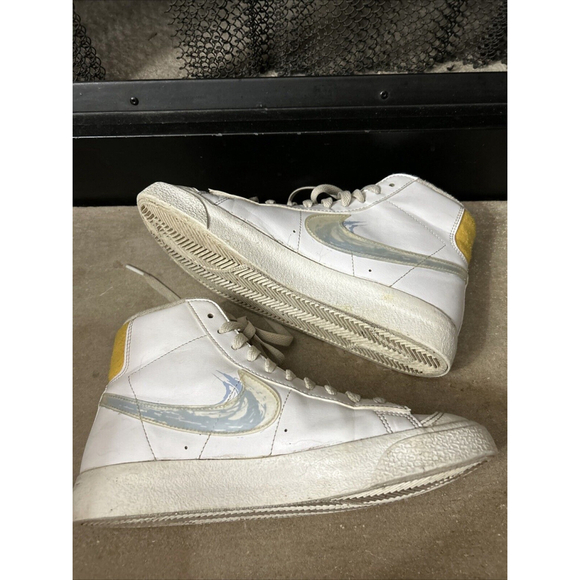 Nike Blazer Mid 77 GS Brushstroke White Royal Tint DX3070-100 Size 6Y wo… - Picture 3 of 7